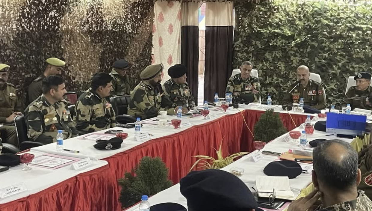 DGP Nalin Prabhat Visits Areas Along International Border To Assess Preparedness Of Security Forces